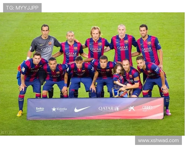 全球足球俱乐部发展趋势与市场影响力分析探讨